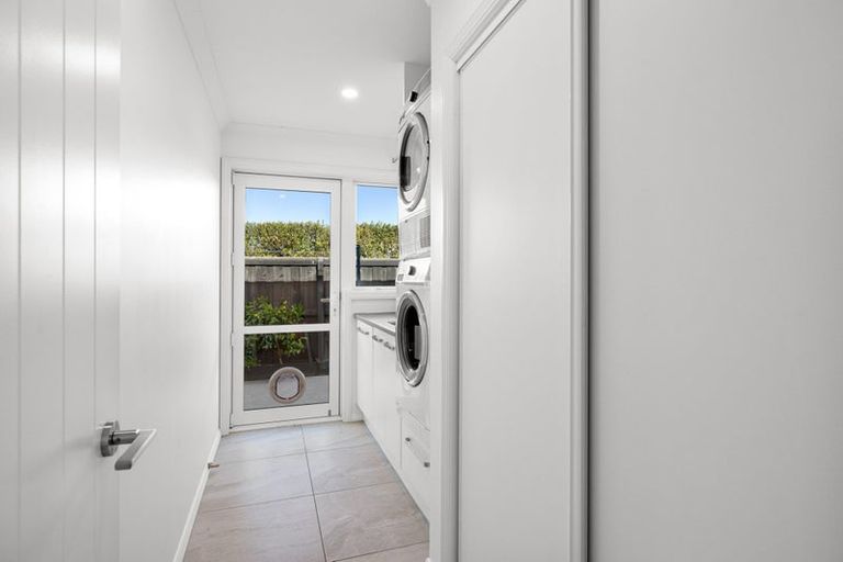 Photo of property in 32 Macphail Avenue, Rangiora, 7400