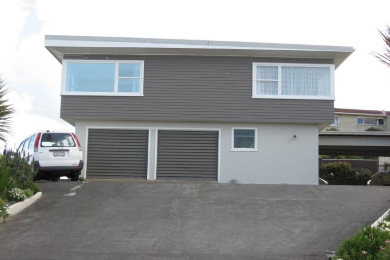 Photo of property in 8 Kapiti Terrace, Castlecliff, Whanganui, 4501