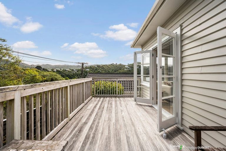 Photo of property in 1 Buchanan Street, Wadestown, Wellington, 6012
