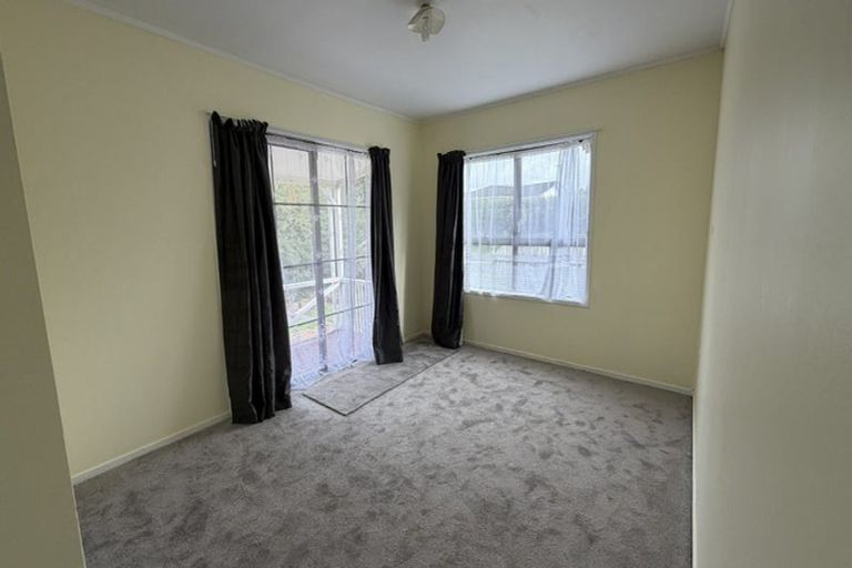 Photo of property in 3 Luanda Drive, Ranui, Auckland, 0612