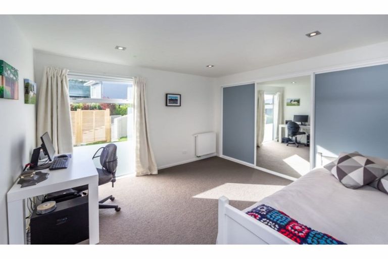 Photo of property in 10 Euan Sarginson Place, Diamond Harbour, Lyttelton, 8971