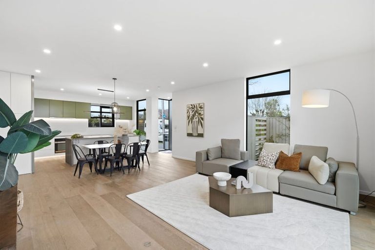 Photo of property in 1/42 Browns Road, St Albans, Christchurch, 8014