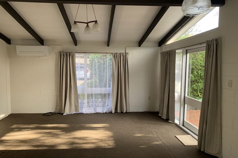 Photo of property in 4/28 Wolsley Avenue, Milford, Auckland, 0620