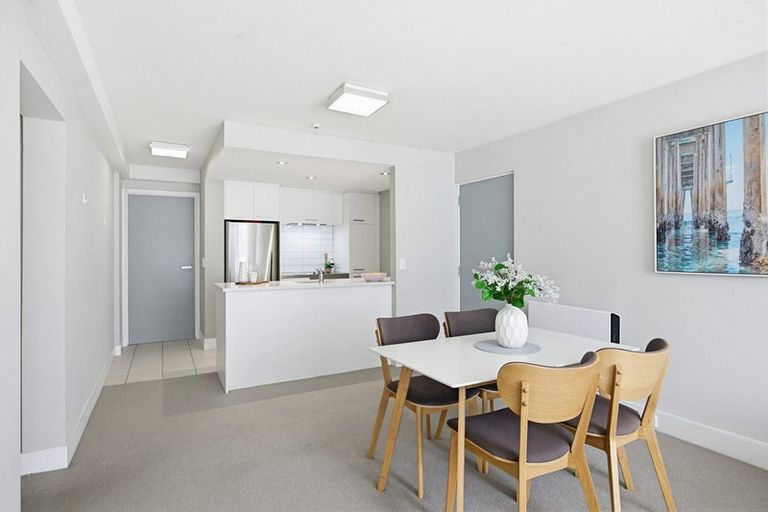 Photo of property in The Capital, 12/370 Oriental Parade, Oriental Bay, Wellington, 6011
