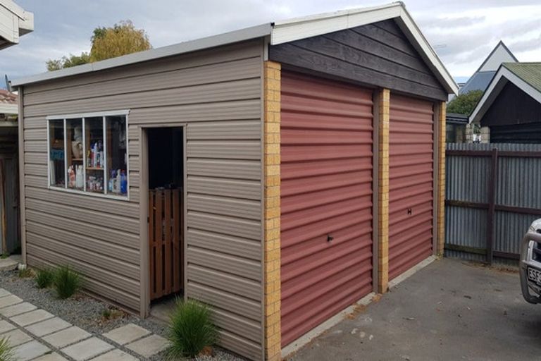 Photo of property in 14b Castile Place, Belfast, Christchurch, 8051