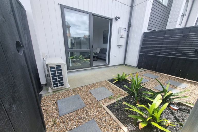 Photo of property in 76 Rahopuru Road, Westgate, Auckland, 0614