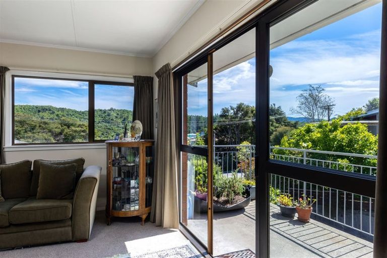 Photo of property in 103b Milton Terrace, Picton, 7220