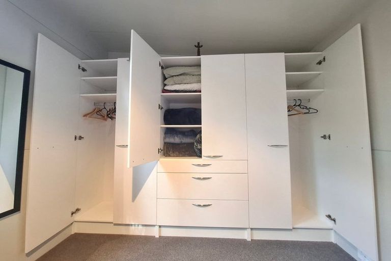Photo of property in 9a Beaumont Crescent, Frankleigh Park, New Plymouth, 4310