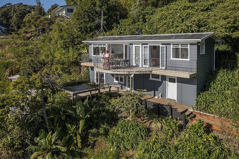 Photo of property in 154 Paku Drive, Tairua, 3508