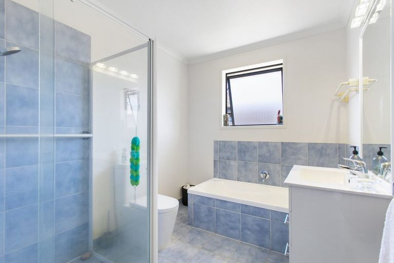 Photo of property in 8 Eastside Drive, Pukekohe, 2120