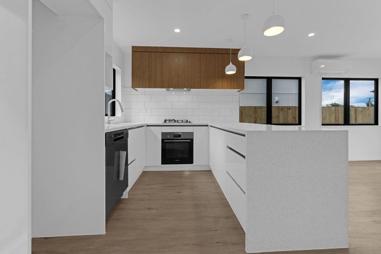 Photo of property in 7b Surrey Street, Manurewa, Auckland, 2102