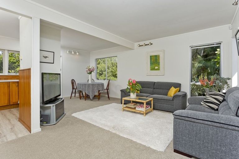 Photo of property in 2/31 Lake Road, Devonport, Auckland, 0624