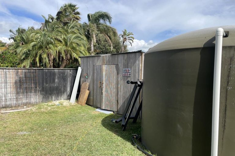 Photo of property in 44 Seabreeze Road, Mangawhai Heads, Mangawhai, 0505