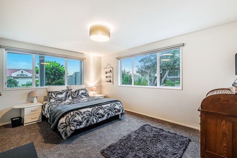Photo of property in 2a Midway Avenue, Castor Bay, Auckland, 0620