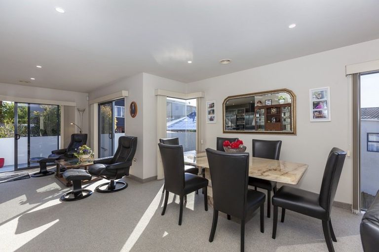 Photo of property in 379 Kapiti Road, Paraparaumu Beach, Paraparaumu, 5032