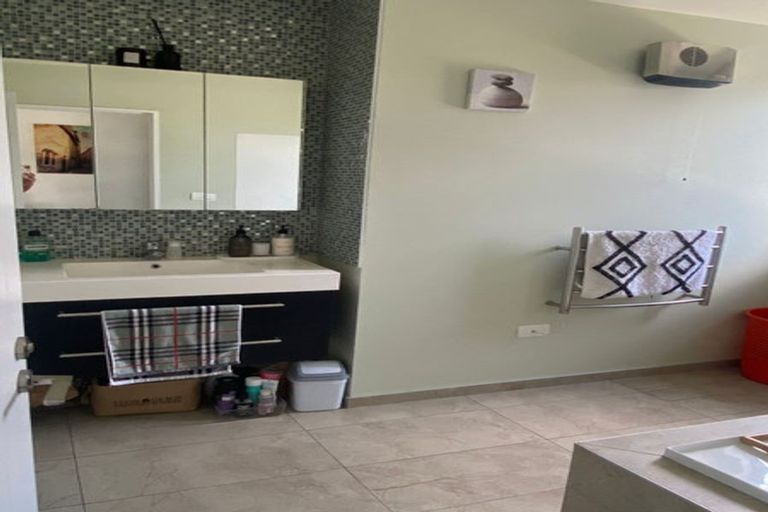 Photo of property in 6 Venerable Terrace, Yaldhurst, Christchurch, 8042