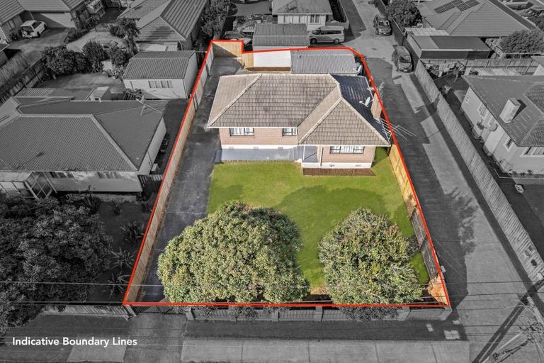 Photo of property in 12 Hunua Road, Papakura, 2110