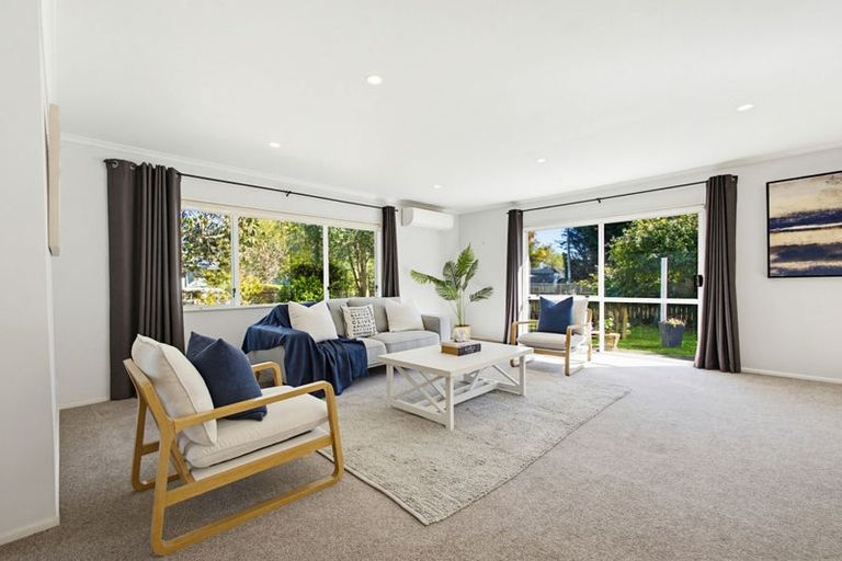 Photo of property in 15 Legorne Lane, Havelock North, 4130