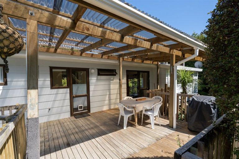 Photo of property in 13 Scoresby Street, Opua, 0200