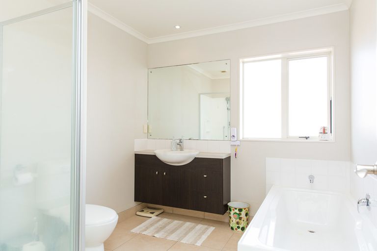 Photo of property in 8 Thyme Court, Flat Bush, Auckland, 2016