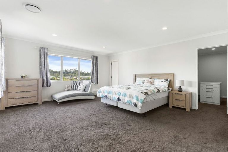 Photo of property in 7 Blewitt Court, Swanson, Auckland, 0614