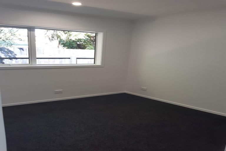 Photo of property in 33a Black Beech Street, Birchville, Upper Hutt, 5018