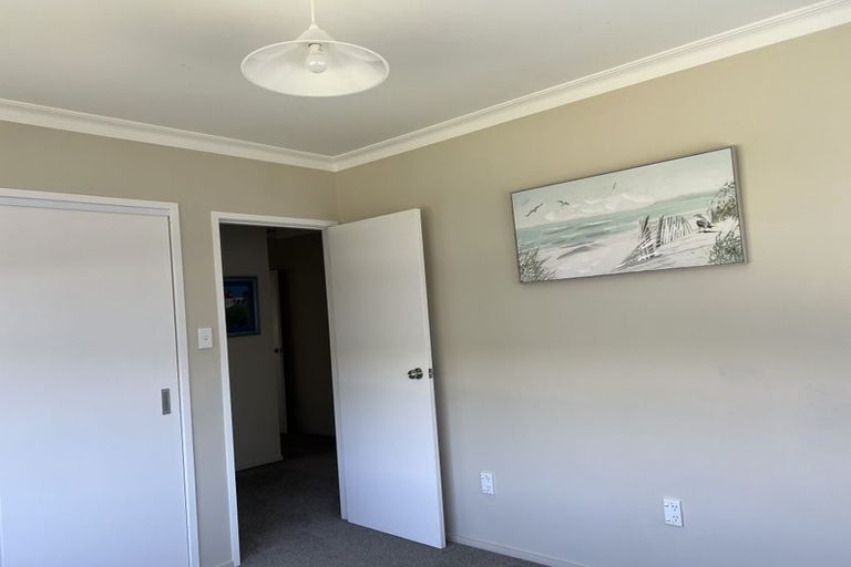 Photo of property in 19 Linklater Avenue, Bellevue, Tauranga, 3110