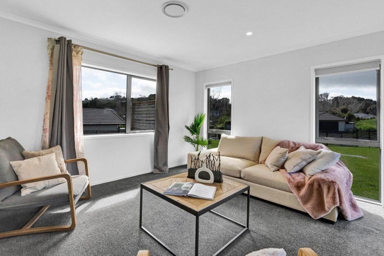 Photo of property in 23 Garrett Drive, Whalers Gate, New Plymouth, 4310