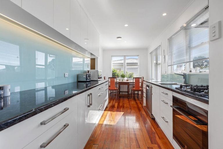 Photo of property in 8 Simmonds Grove, Greerton, Tauranga, 3112