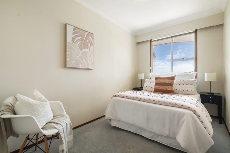 Photo of property in 134 Exmouth Road, Northcote, Auckland, 0627