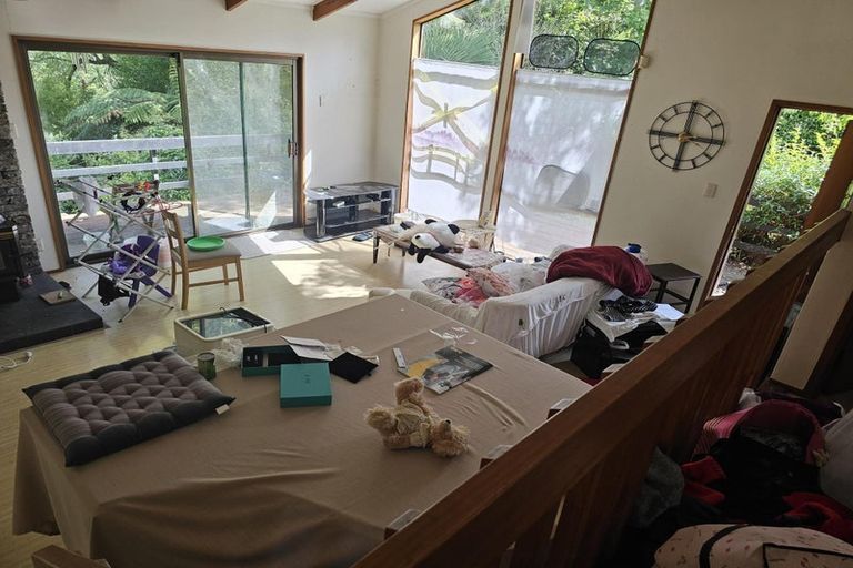 Photo of property in 34 Peach Road, Glenfield, Auckland, 0629