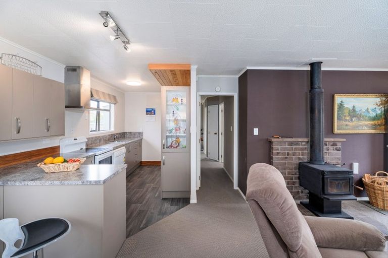 Photo of property in 3 Poplar Street, Whitianga, 3510