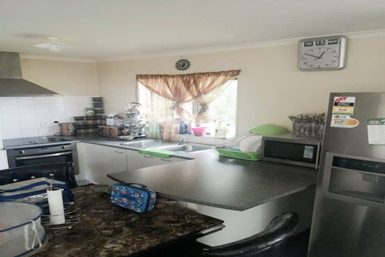 Photo of property in 15 Kaimoana Street, Weymouth, Auckland, 2103