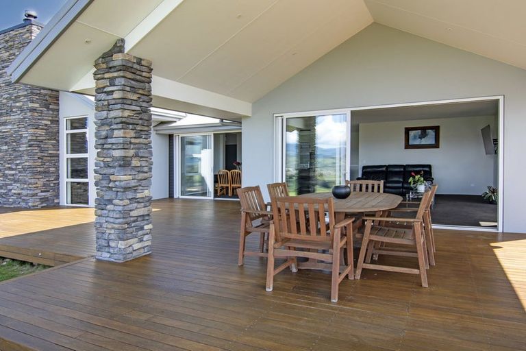 Photo of property in 70 Teapot Valley Road, Brightwater, 7091