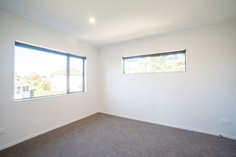 Photo of property in 962a Tremaine Avenue, Roslyn, Palmerston North, 4414