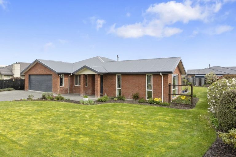 Photo of property in 105 High Street, Oxford, 7430