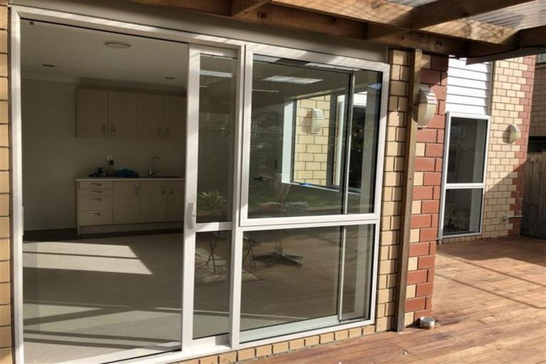 Photo of property in 48 Helianthus Avenue, Flat Bush, Auckland, 2019