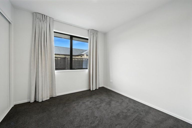 Photo of property in 22 Herridge Street, Woodend, 7691