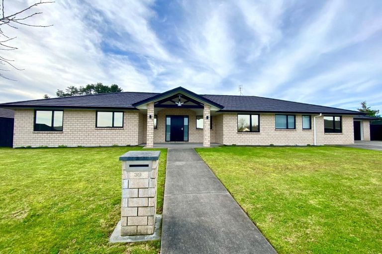Photo of property in 39 Awanui Avenue, Te Kauwhata, 3710