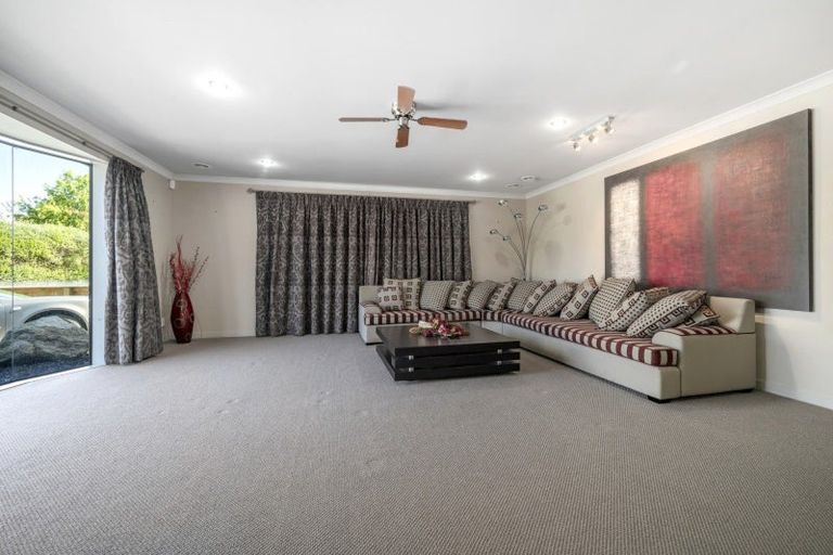 Photo of property in 27 Devoy Drive, Owhata, Rotorua, 3010