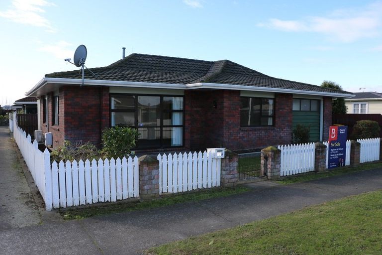 Photo of property in 17/1 Cook Street, Foxton, 4814