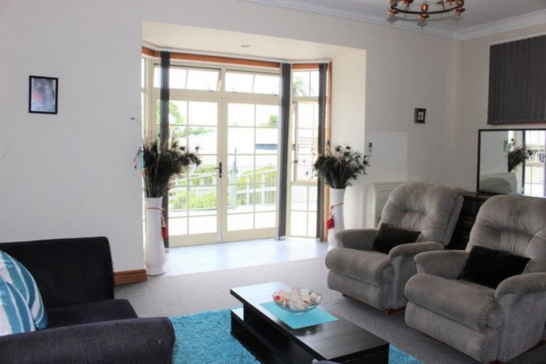 Photo of property in 176 Romilly Street, Westport, 7825