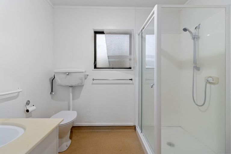 Photo of property in 8a Williams Place, Fairfield, Hamilton, 3214