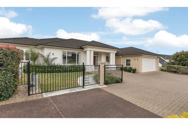 Photo of property in 7 Hendrika Court, Hobsonville, Auckland, 0618
