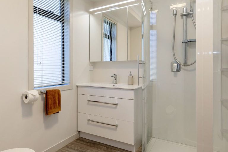 Photo of property in 3 Karaka Place, Kinloch, Taupo, 3377