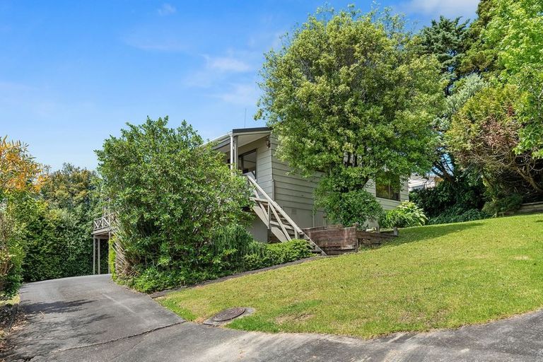 Photo of property in 21 Squirrel Lane, Browns Bay, Auckland, 0630