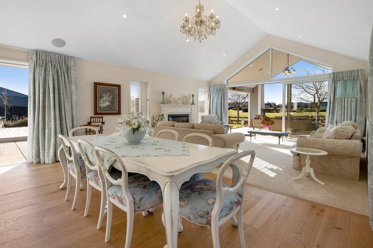 Photo of property in 5 Westmere Mews, West Melton, 7618