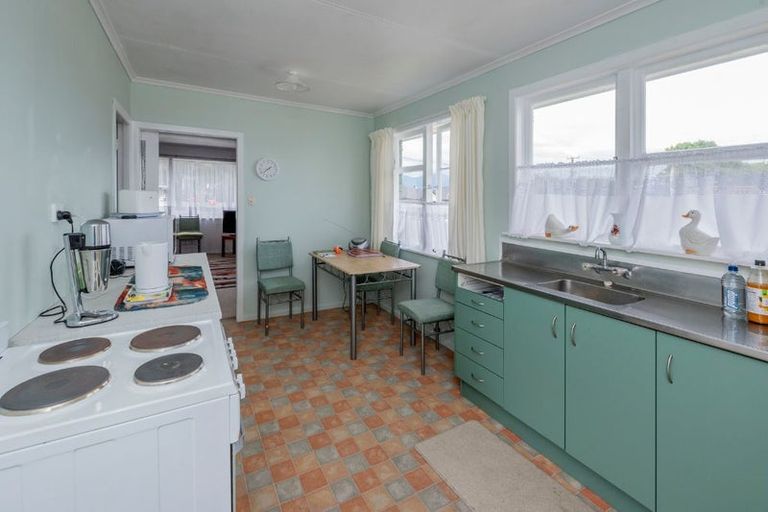 Photo of property in 145 Winchester Street, Levin, 5510