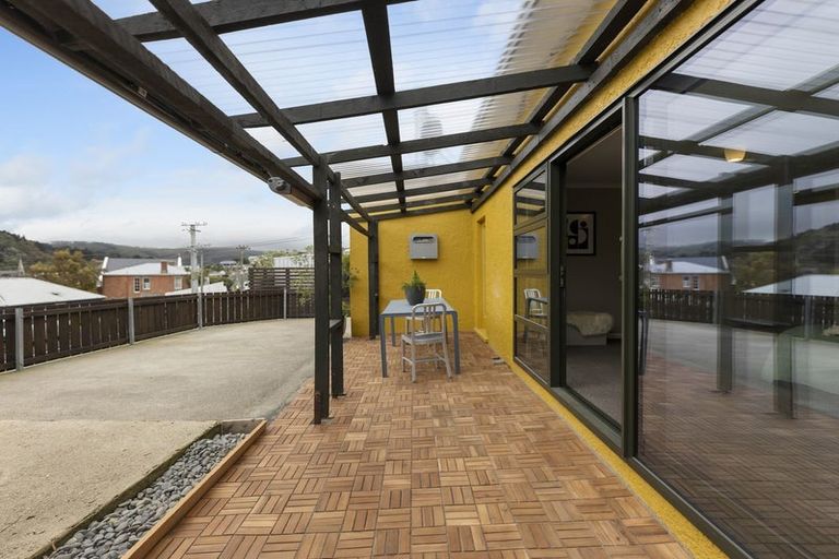 Photo of property in 3 Harrington Street, Port Chalmers, 9023