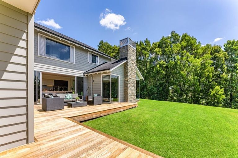 Photo of property in 851 Ridge Road, Riverhead, Albany, 0793